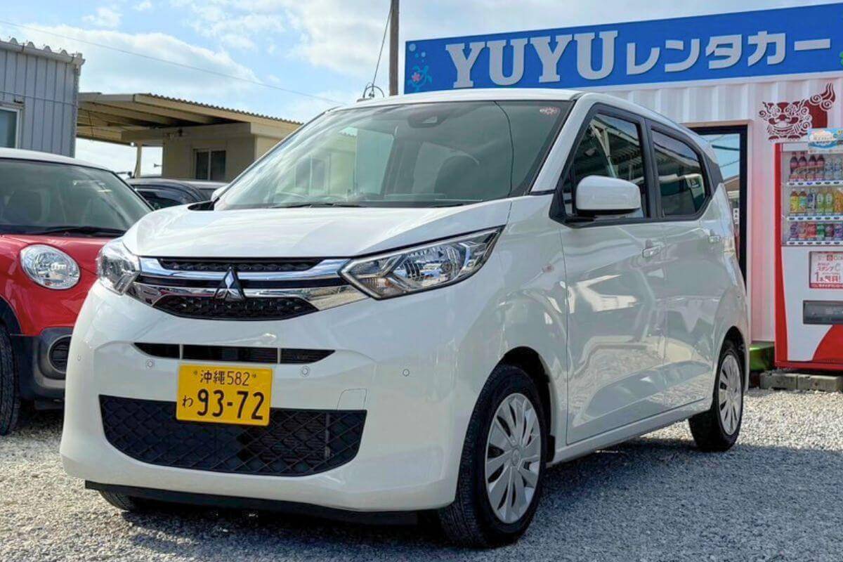 沖縄レンタカーYUYUの人気軽自動車レンタカー三菱自動車ekワゴン